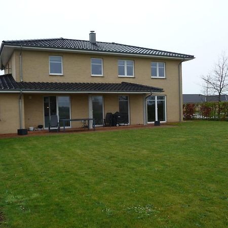 Vaerelse I Augustenborg I Stor Villa Kültér fotó